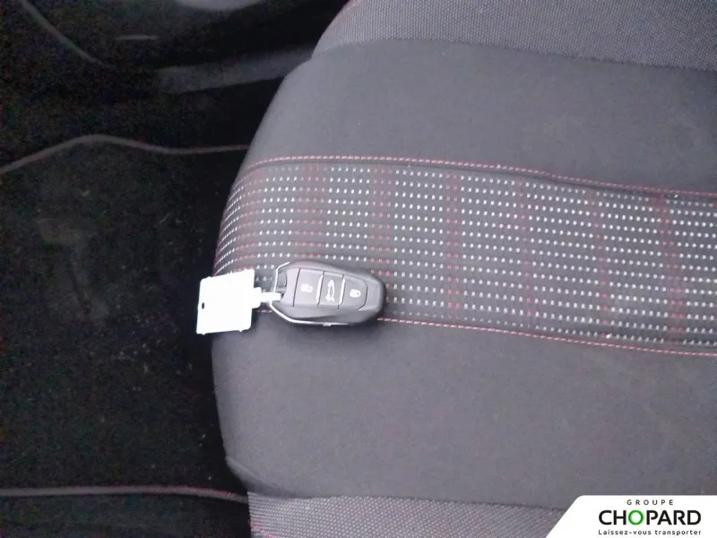 Image secondaire du véhicule 15