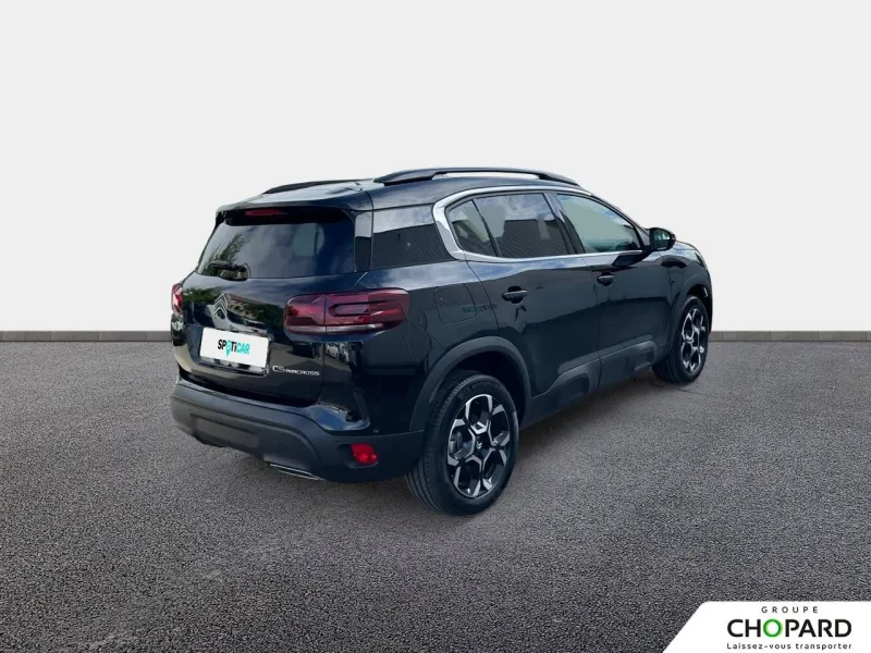 Image secondaire du véhicule 9