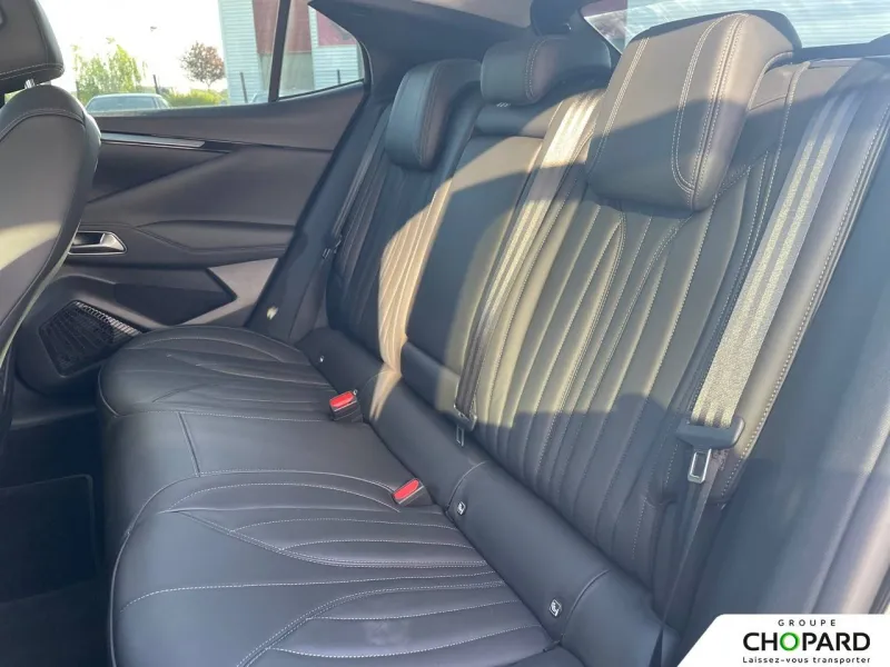 Image secondaire du véhicule 12