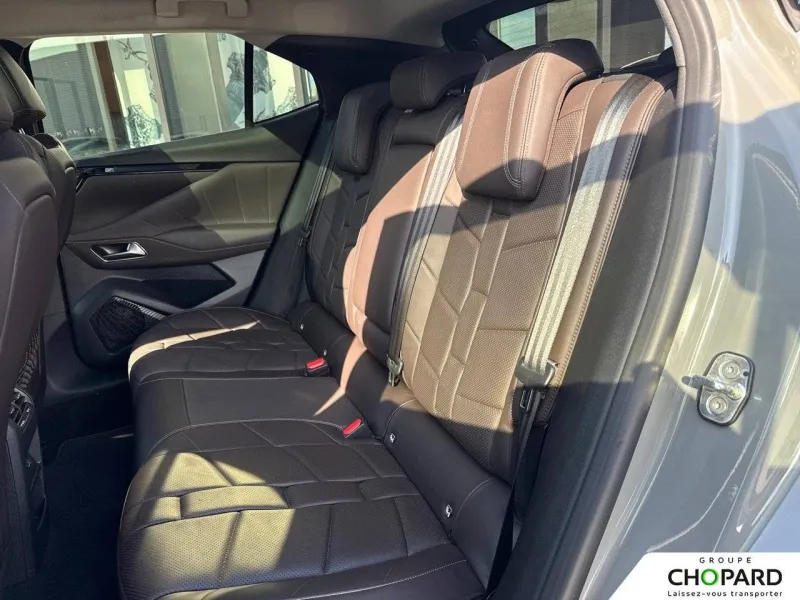 Image secondaire du véhicule 12