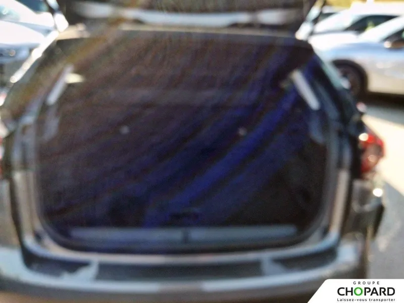 Image secondaire du véhicule 9