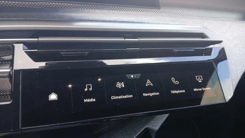 Image secondaire du véhicule 24