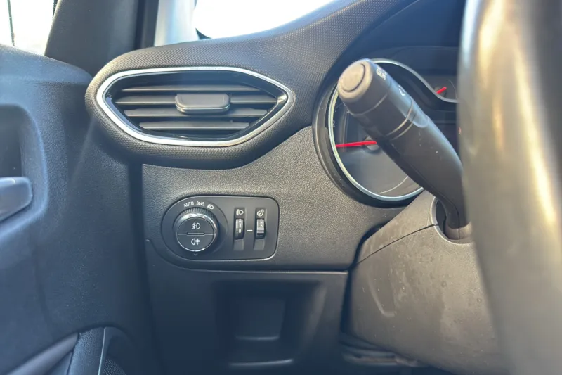 Image secondaire du véhicule 25