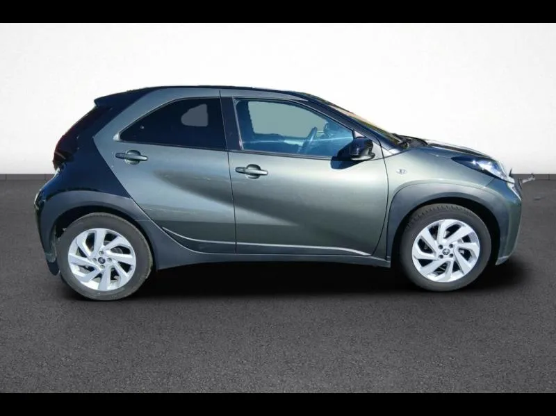 Image secondaire du véhicule 8