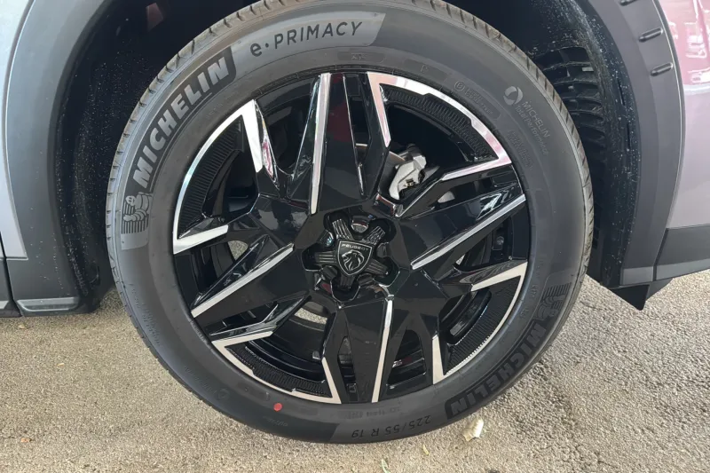 Image secondaire du véhicule 12