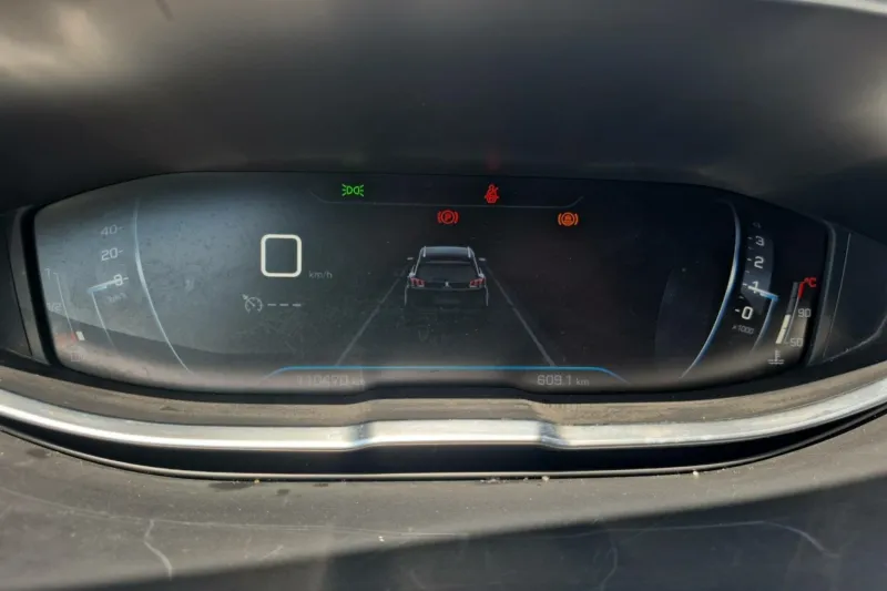 Image secondaire du véhicule 23