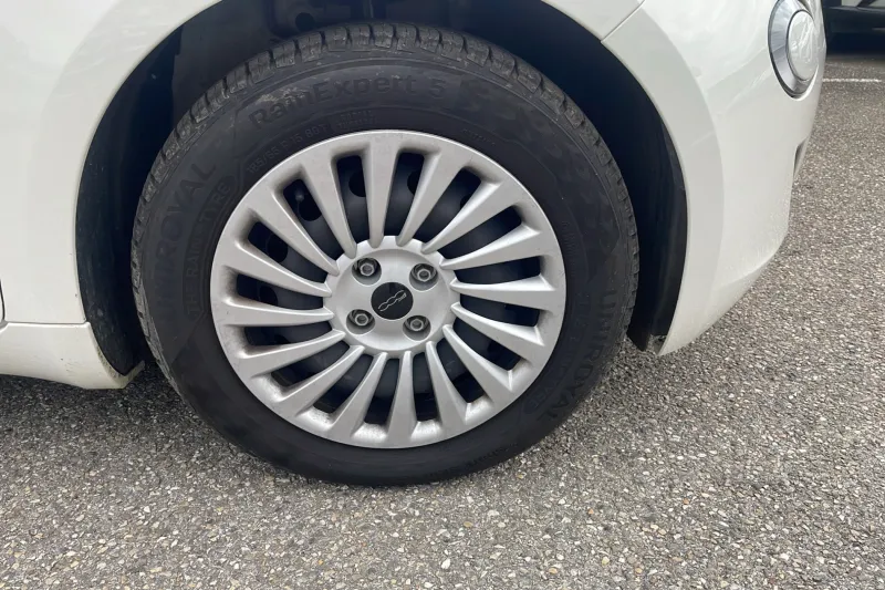 Image secondaire du véhicule 15