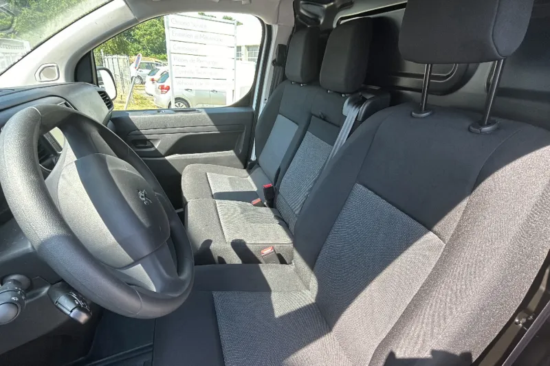 Image secondaire du véhicule 11