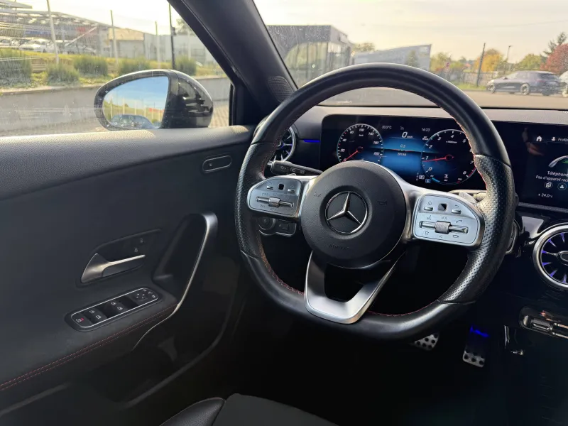 Image secondaire du véhicule 10