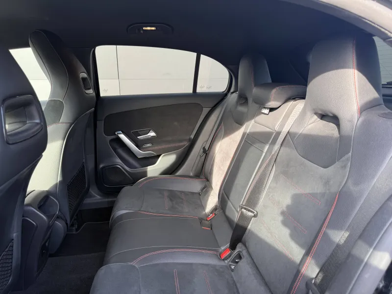 Image secondaire du véhicule 18