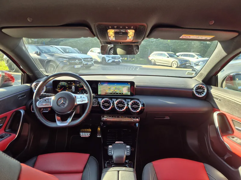 Image secondaire du véhicule 10