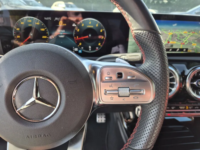 Image secondaire du véhicule 16