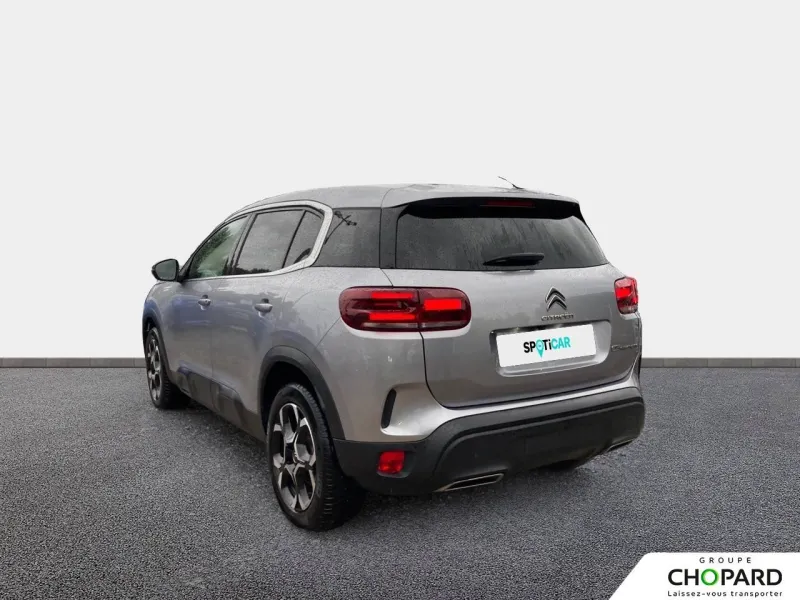 Image secondaire du véhicule 8