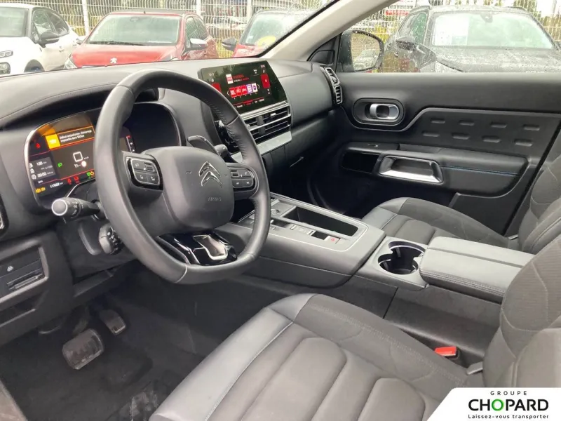 Image secondaire du véhicule 11