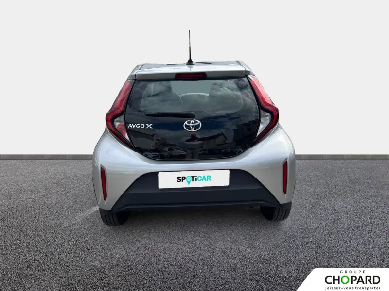 Image secondaire du véhicule 6