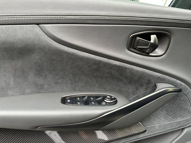 Image secondaire du véhicule 27