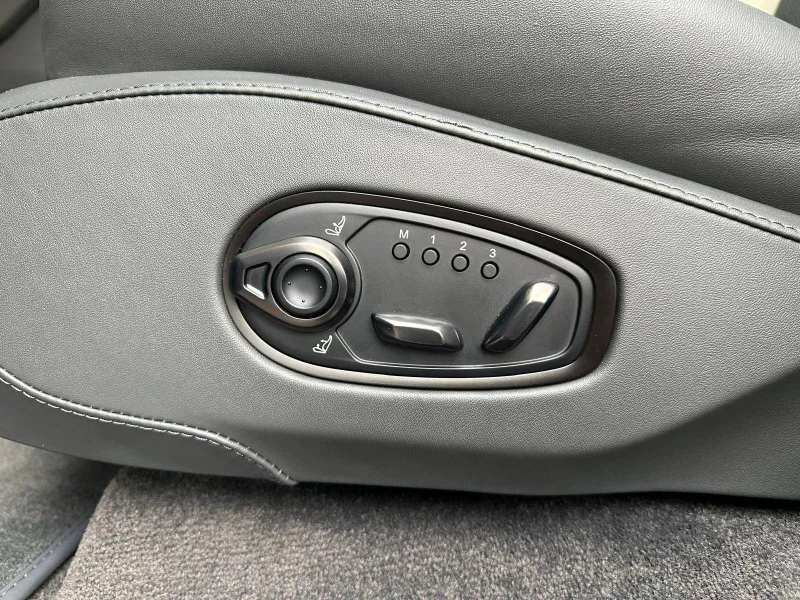 Image secondaire du véhicule 31