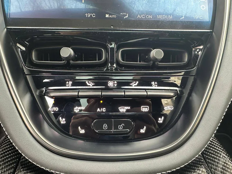 Image secondaire du véhicule 38