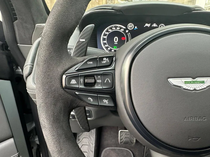 Image secondaire du véhicule 42