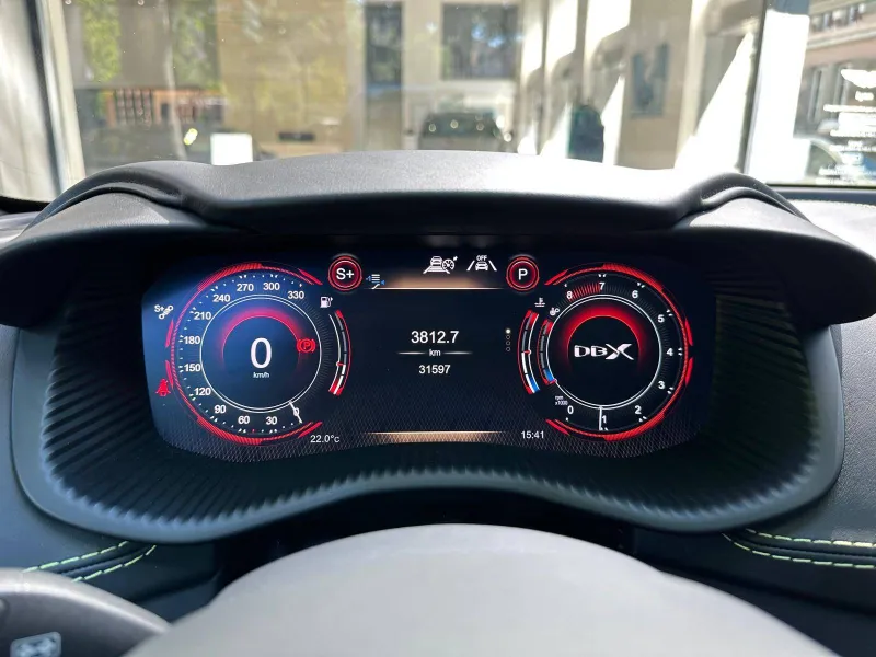 Image secondaire du véhicule 32