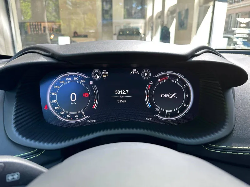 Image secondaire du véhicule 33