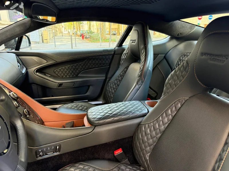 Image secondaire du véhicule 32