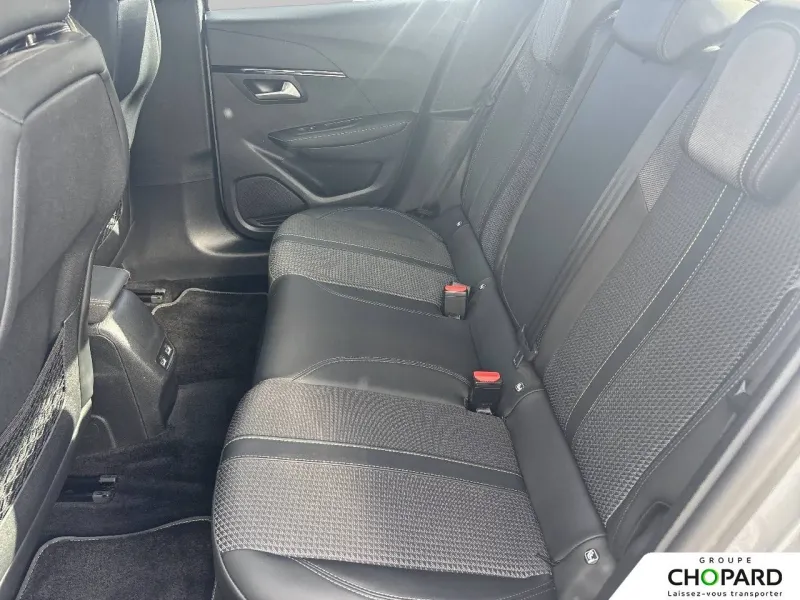 Image secondaire du véhicule 12