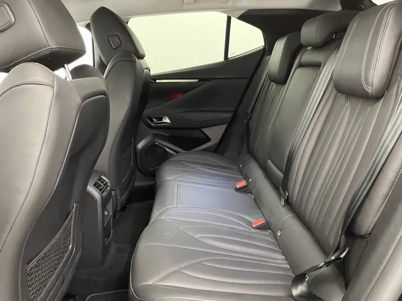 Image secondaire du véhicule 16