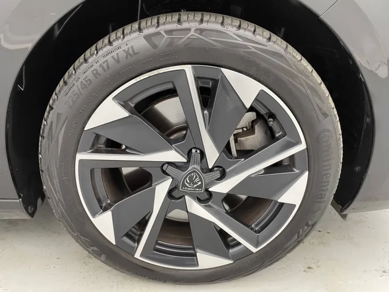 Image secondaire du véhicule 19