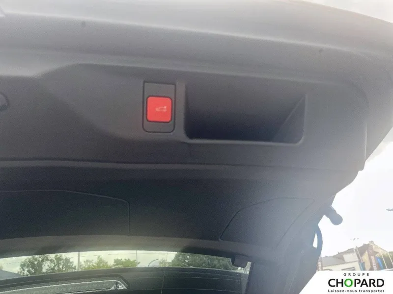 Image secondaire du véhicule 8