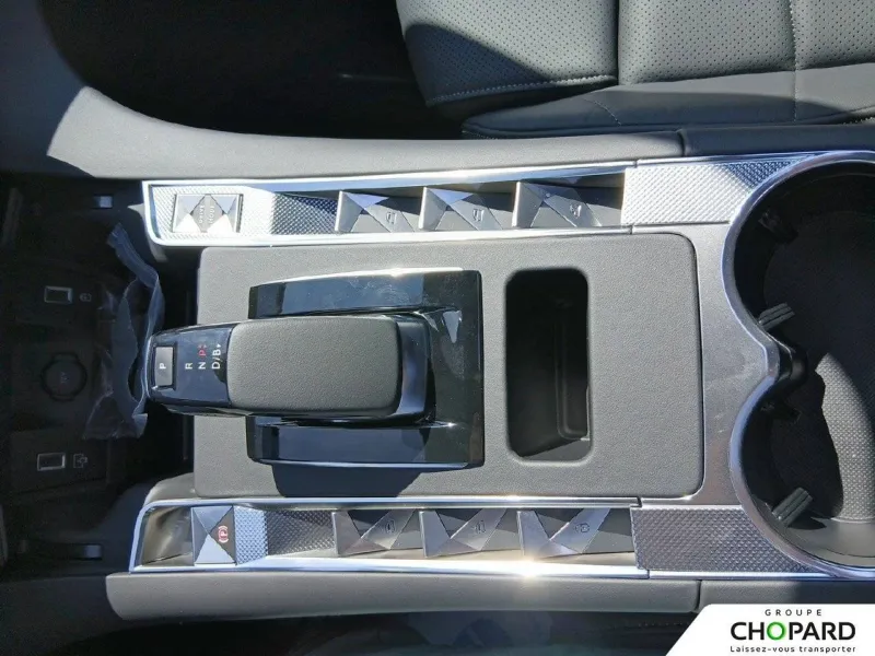 Image secondaire du véhicule 23