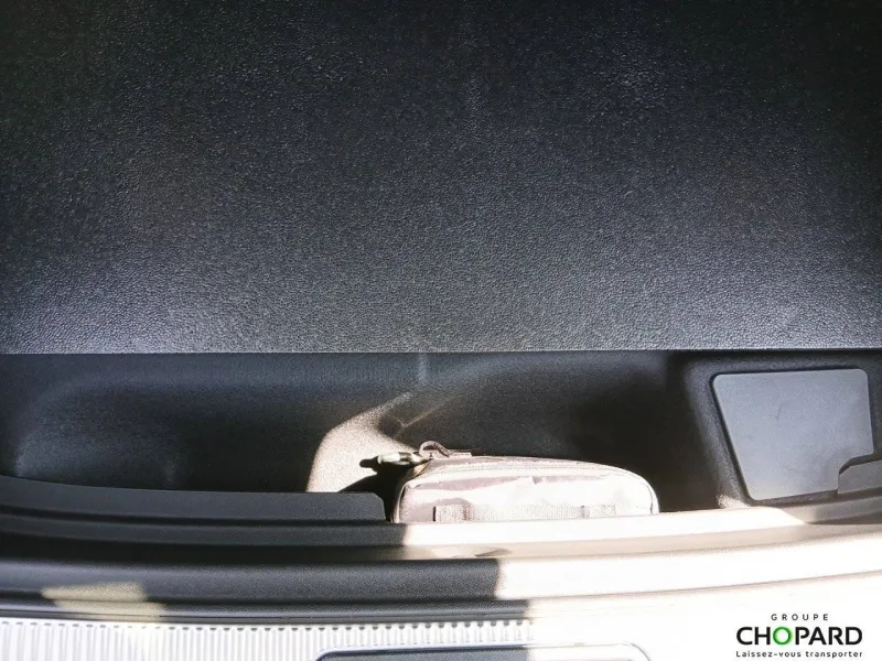 Image secondaire du véhicule 29