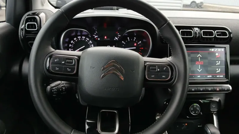 Image secondaire du véhicule 18