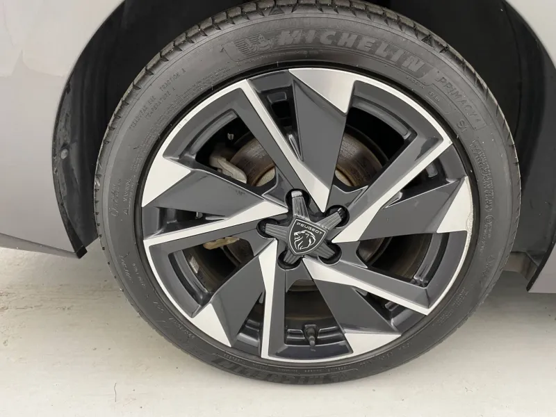 Image secondaire du véhicule 18