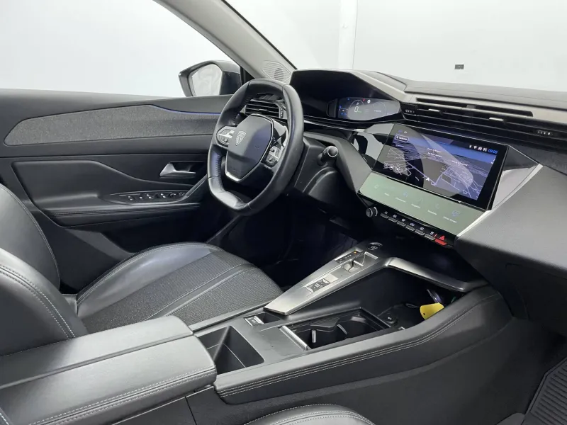 Image secondaire du véhicule 32