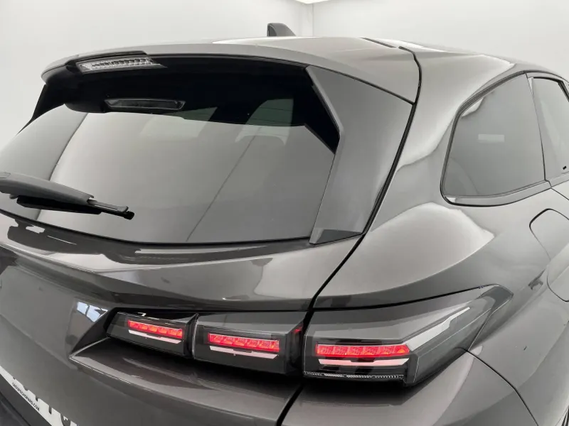 Image secondaire du véhicule 33