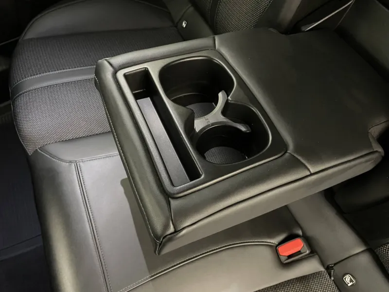 Image secondaire du véhicule 34