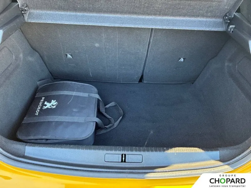 Image secondaire du véhicule 9