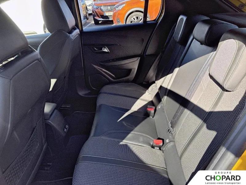 Image secondaire du véhicule 19