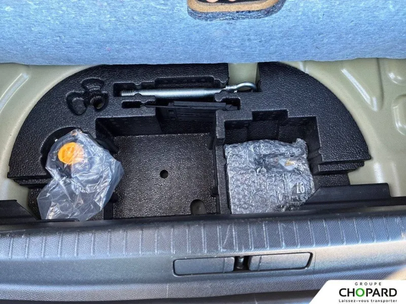 Image secondaire du véhicule 28