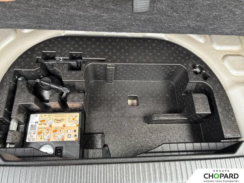 Image secondaire du véhicule 28