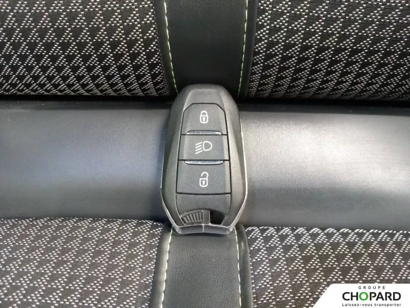 Image secondaire du véhicule 22