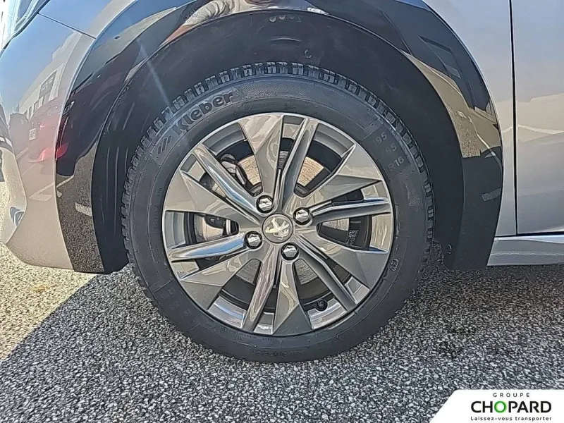 Image secondaire du véhicule 22