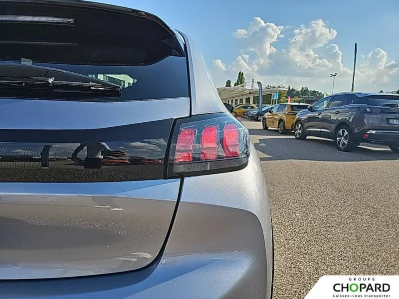 Image secondaire du véhicule 24