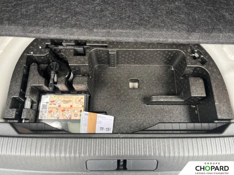 Image secondaire du véhicule 26