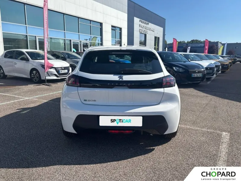 Image secondaire du véhicule 32