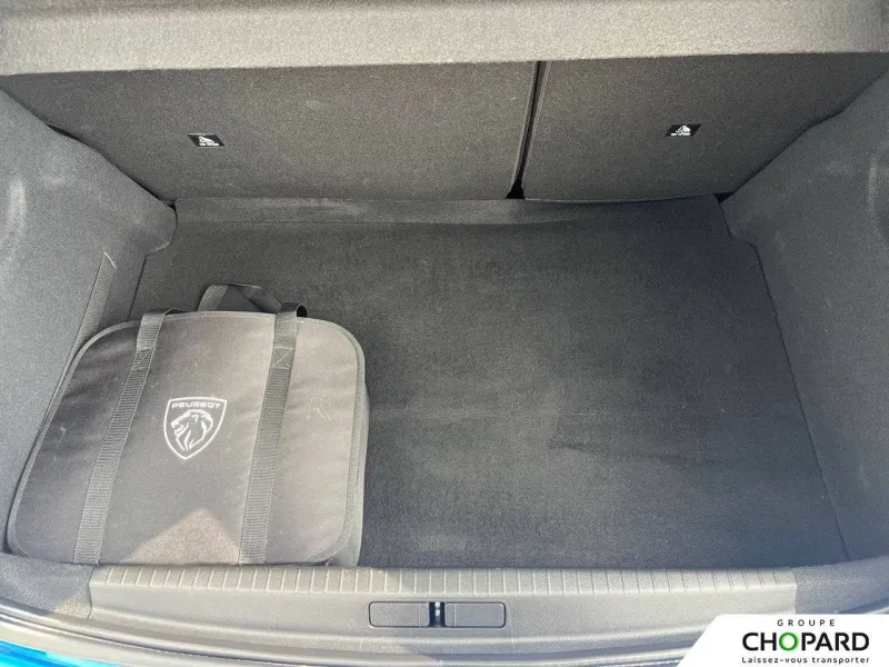 Image secondaire du véhicule 9