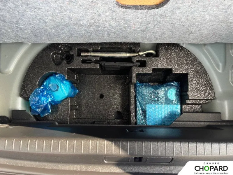 Image secondaire du véhicule 25