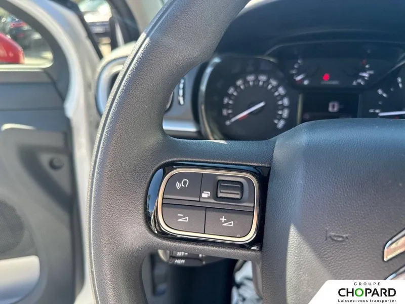 Image secondaire du véhicule 7