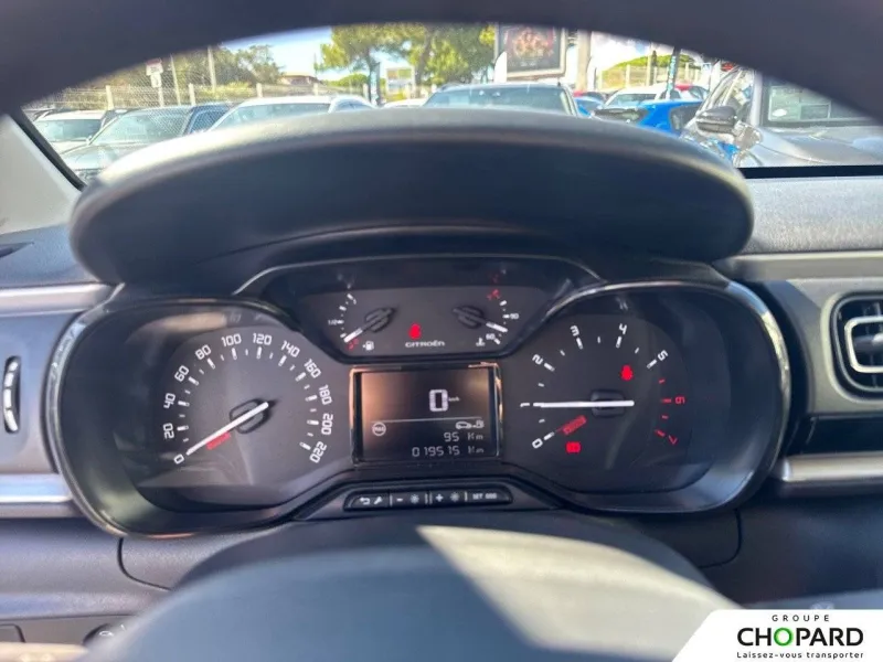 Image secondaire du véhicule 8